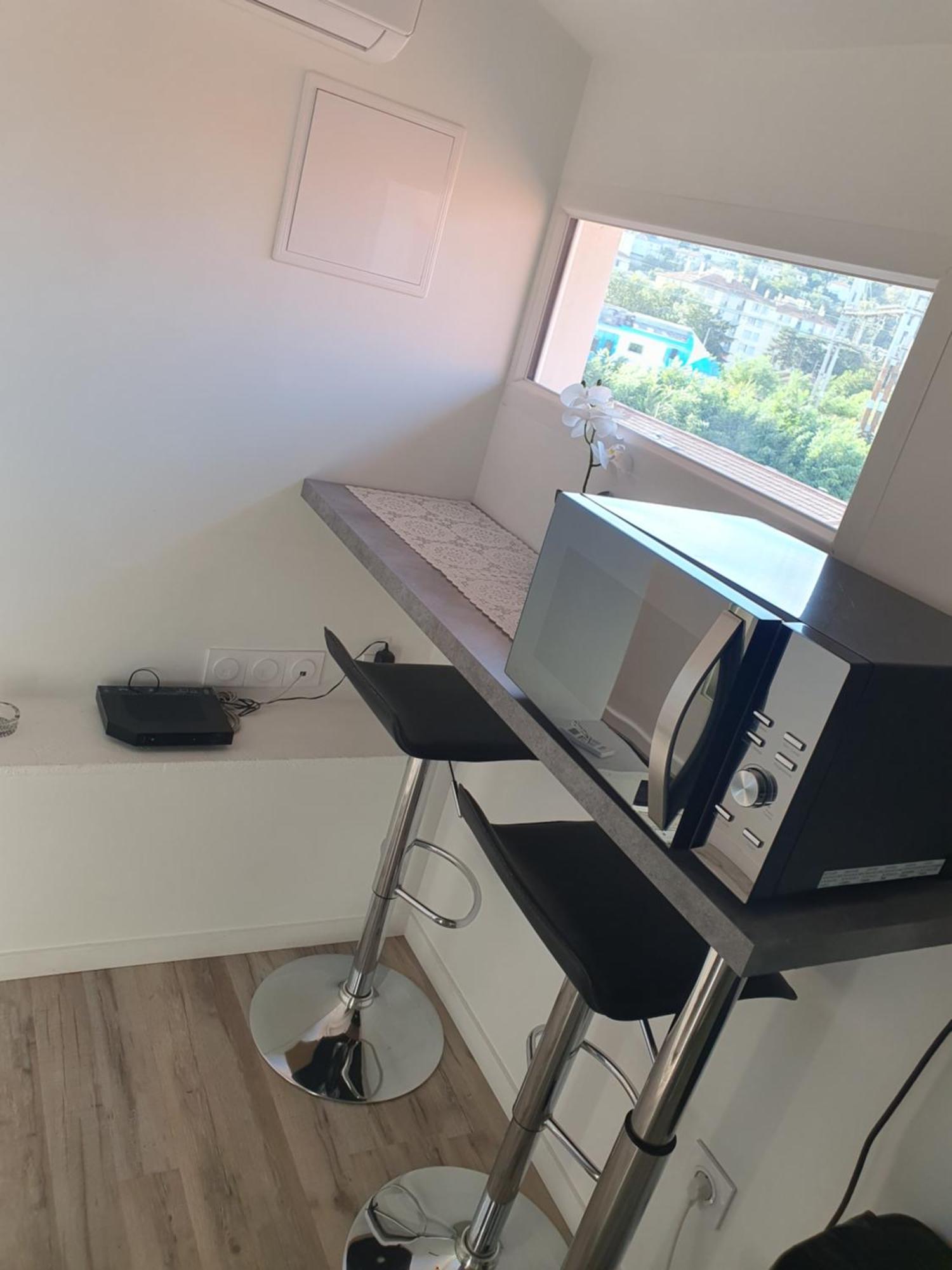 Aux Portes De Lyon Jolie T3 Clim Et Prime Video Apartment จิวอรส์ ภายนอก รูปภาพ
